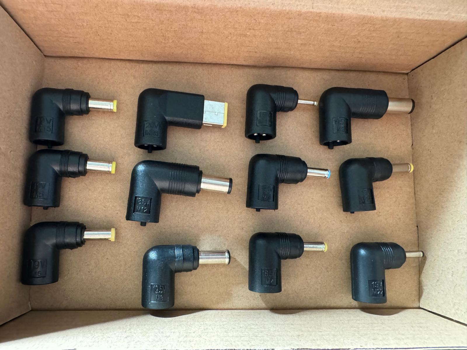 Incarcator laptop universal putere 90W 15-20V maxim 6A cu 8 mufe